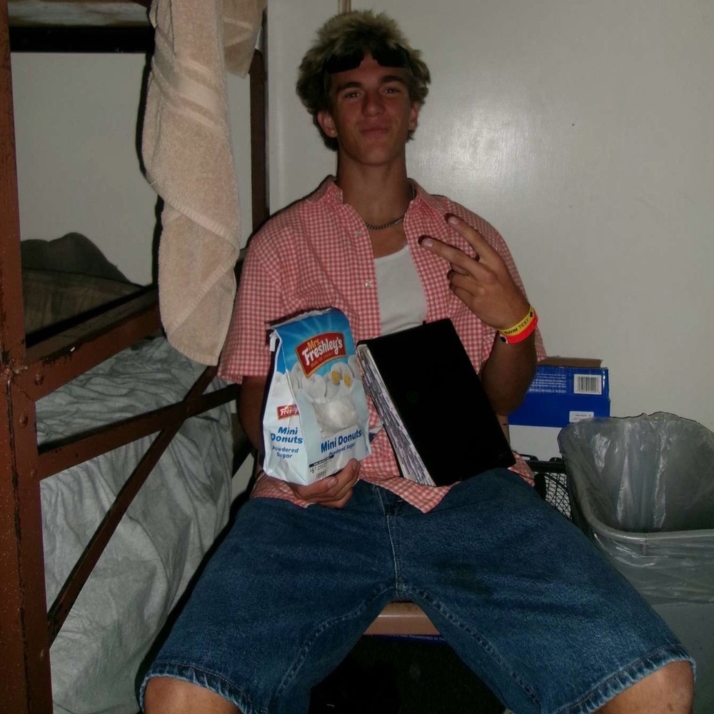 Meet your Posher, Logan